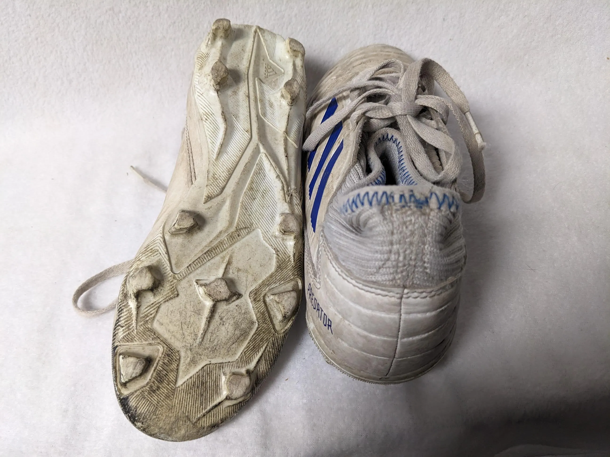 Adidas Predator Soccer Cleats Size 2.5 Color White Condition Used