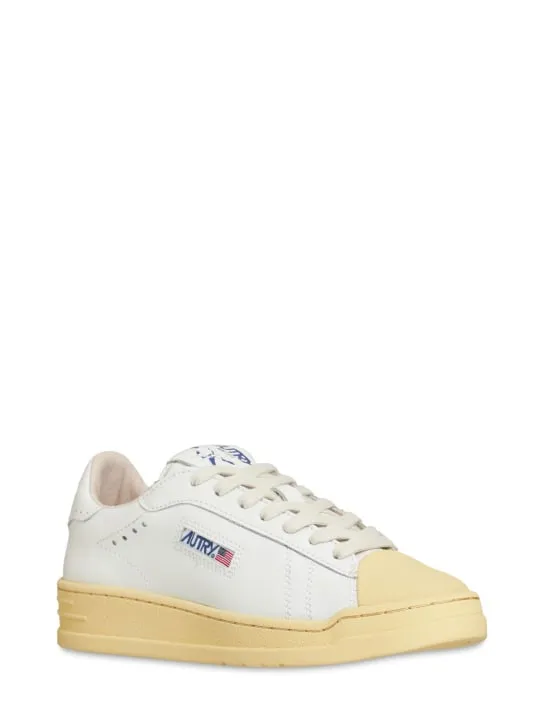 Autry   Bob Lutz low leather sneakers 
