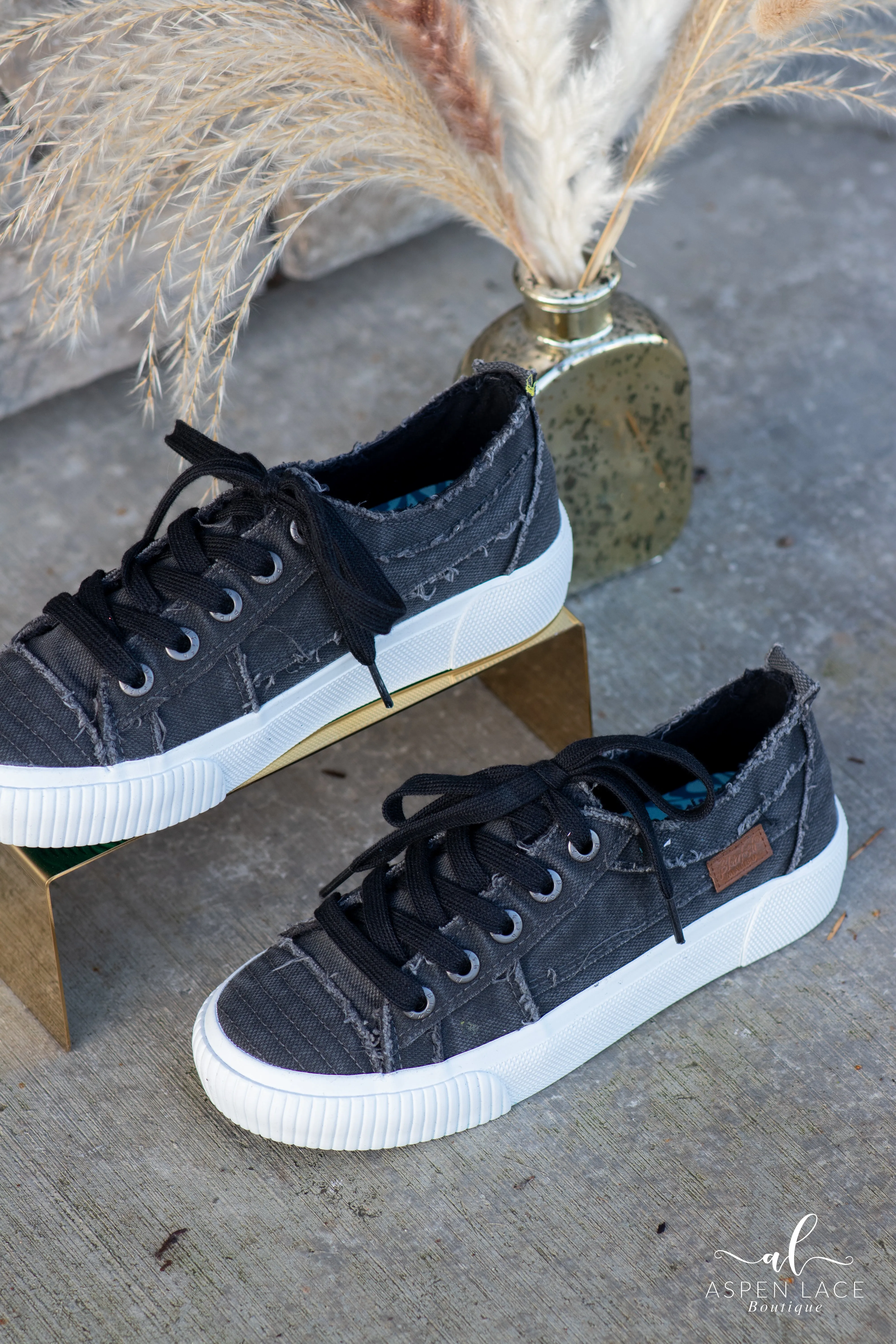 Blowfish Clay Sneakers (Black)