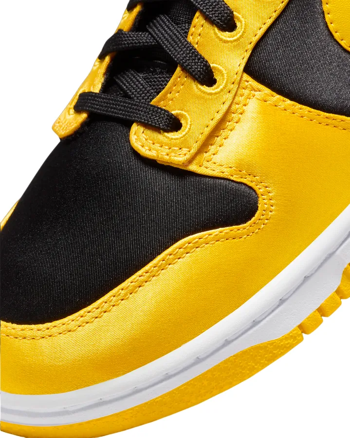 Nike scarpa sneakers da donna Dunk Alta FN4216-001 nero bianco giallo mais