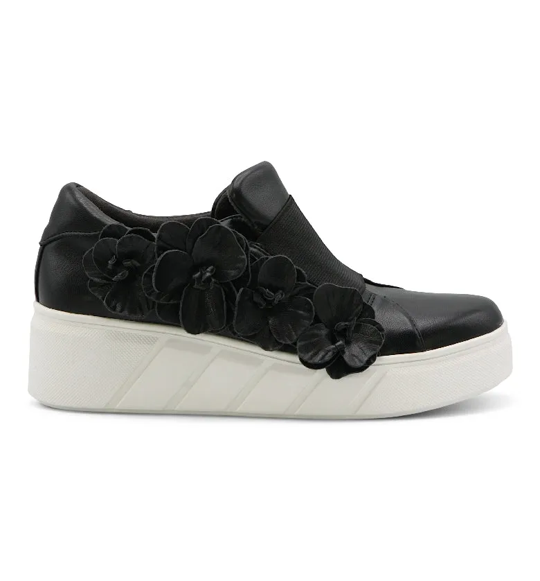 RACHELLE SNEAKER