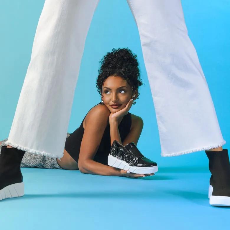 RACHELLE SNEAKER